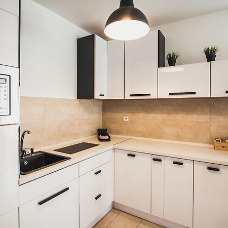 Zara Luxury Apartments The Absolute Center Of Жилина Екстериор снимка