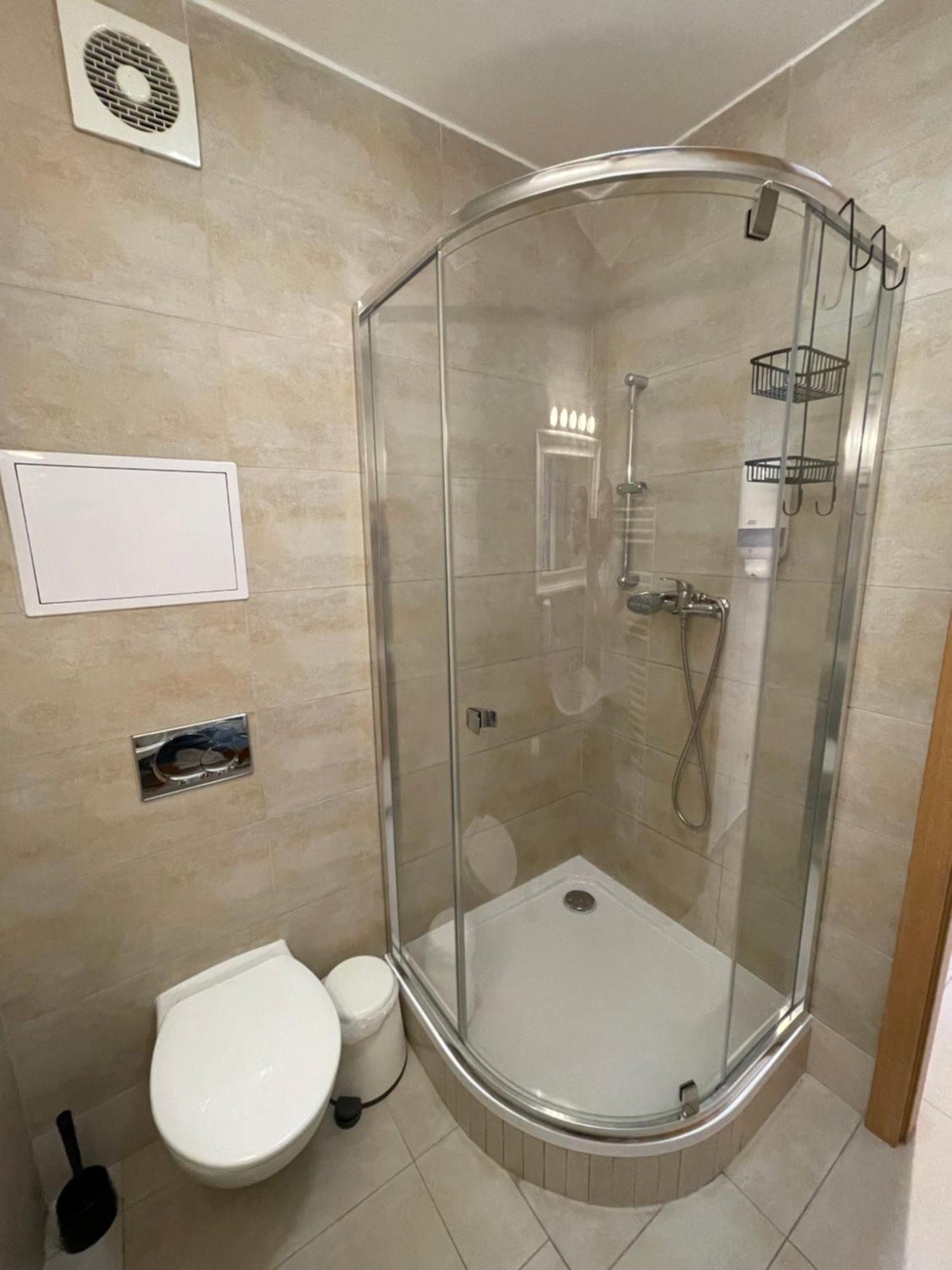Zara Luxury Apartments The Absolute Center Of Жилина Екстериор снимка