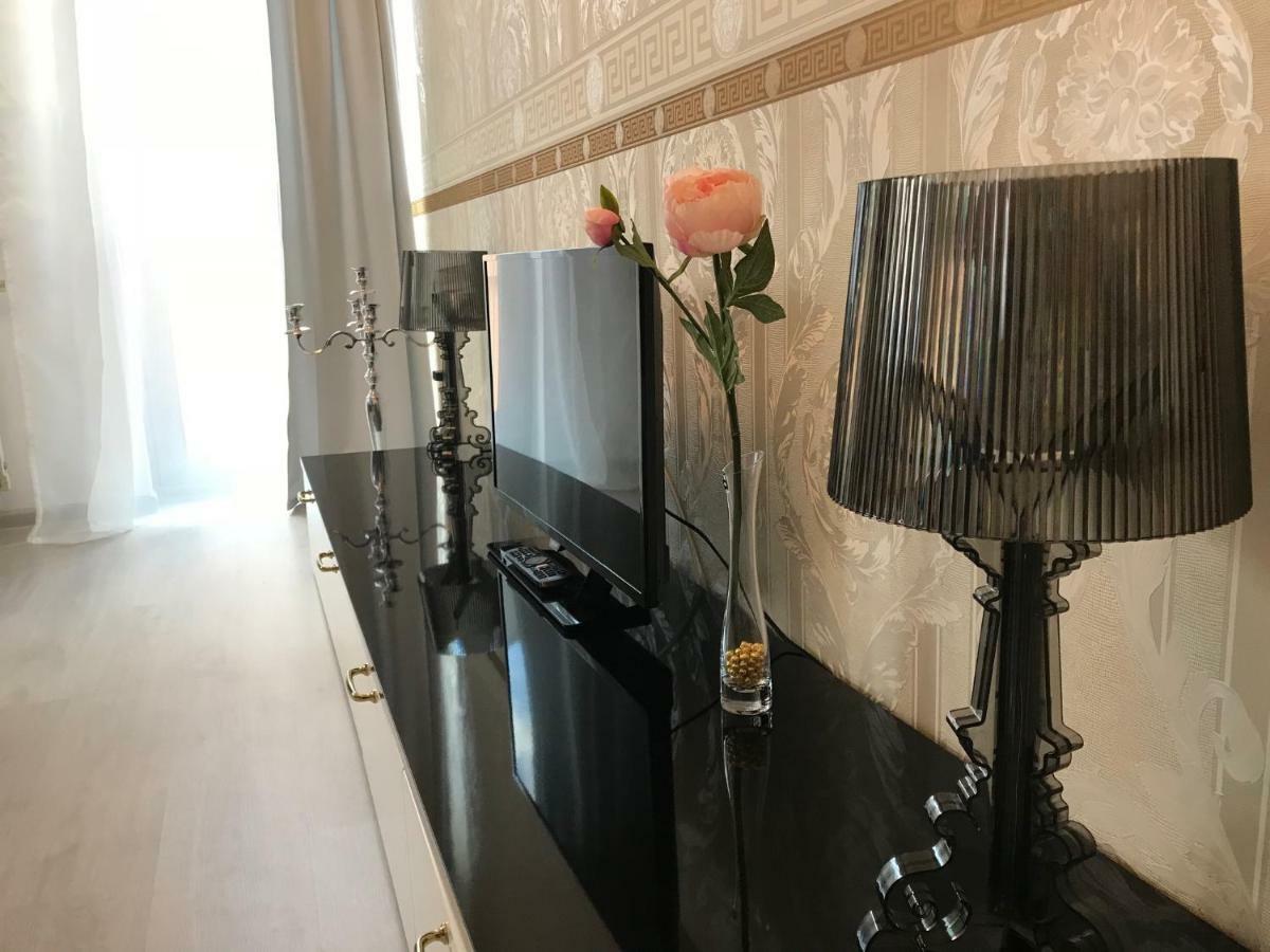 Zara Luxury Apartments The Absolute Center Of Жилина Екстериор снимка